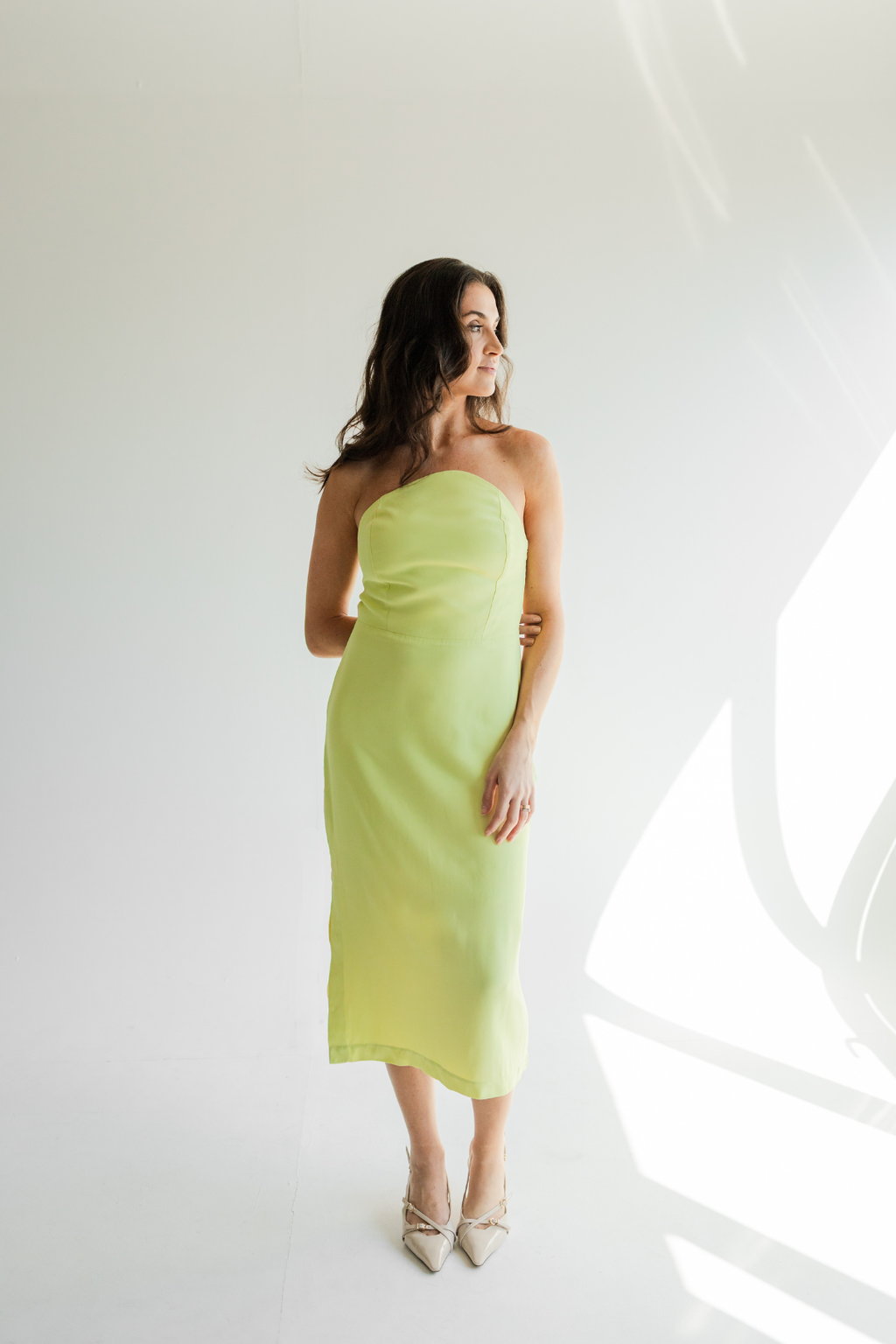 Vestido midi tomara que caia pétala - Verde Lima