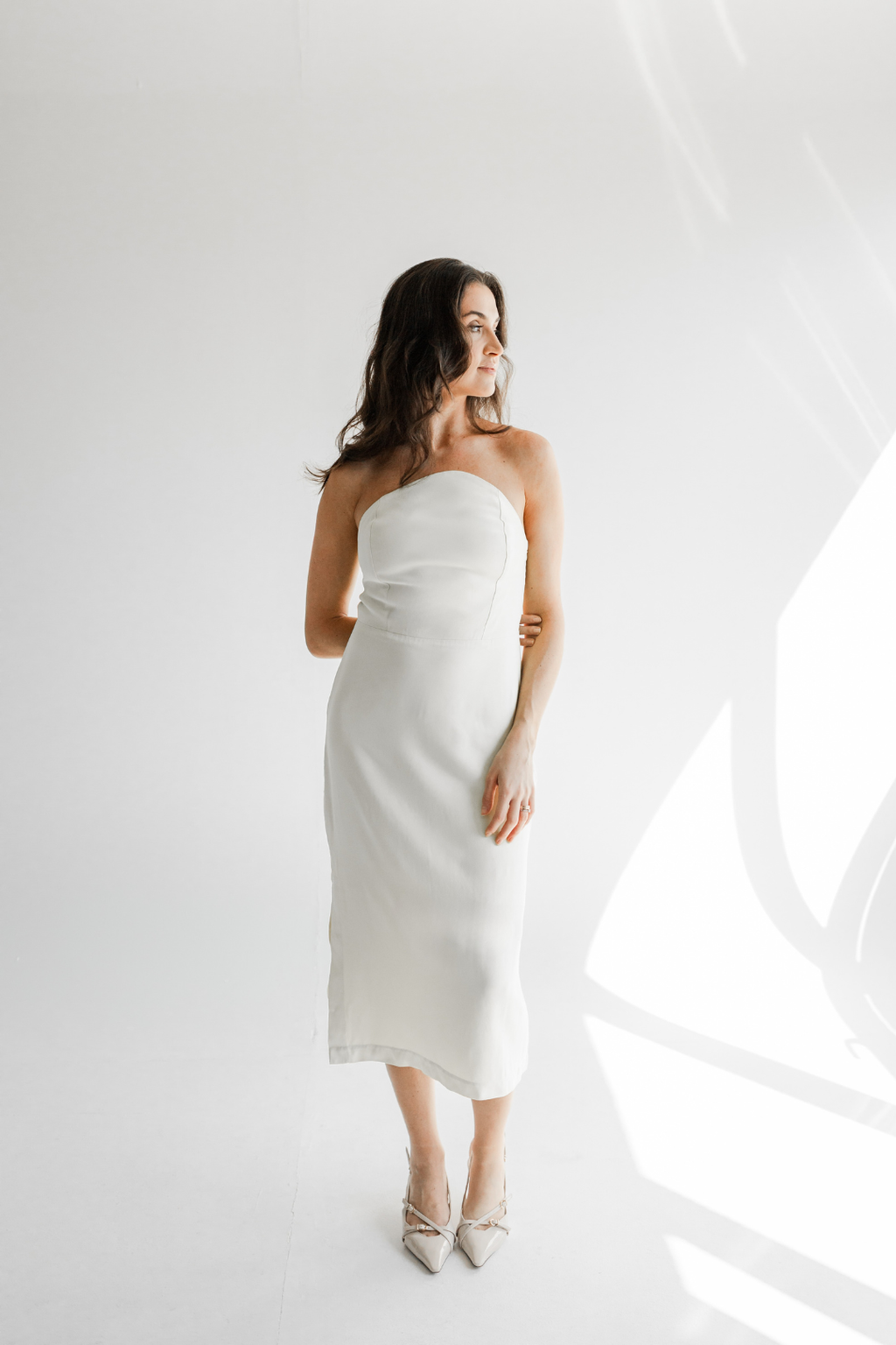Vestido midi tomara que caia pétala - Branco