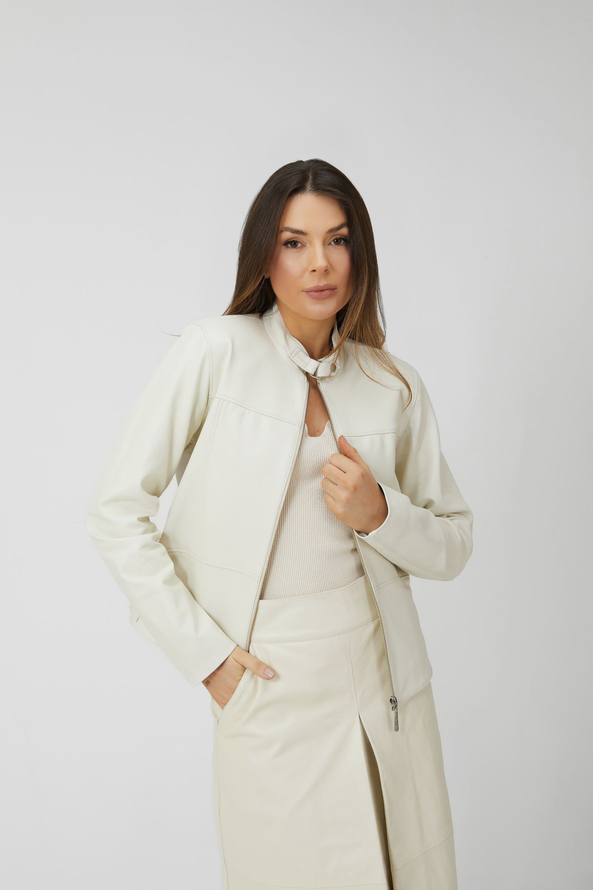 Jaqueta de Couro Legítimo Slim - Branco Novo