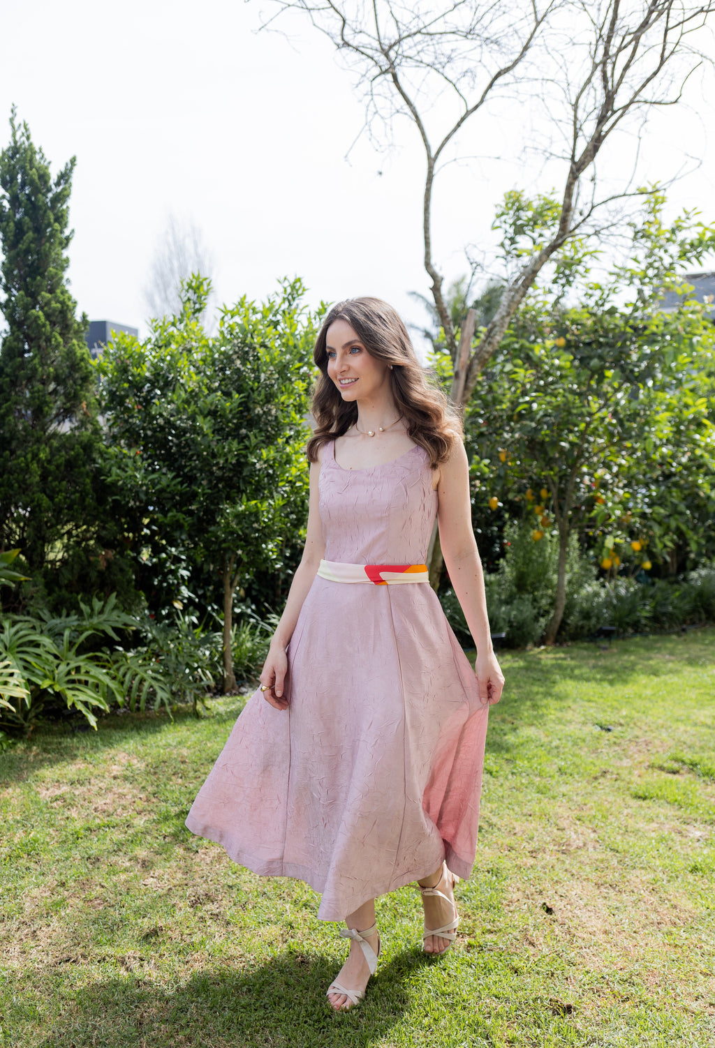 Vestido midi saia godê com bolsos - Rosa Dust